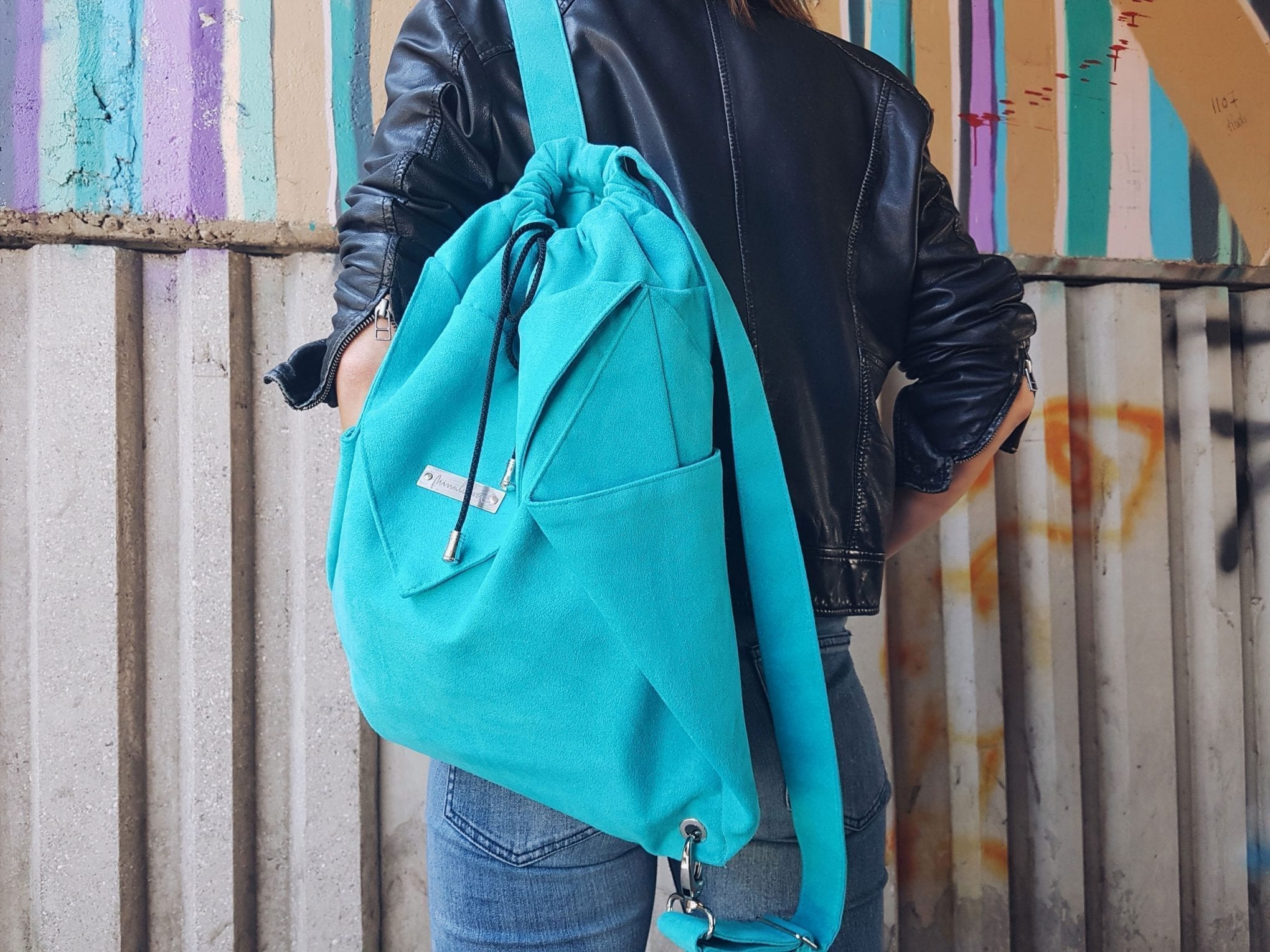 TURQUOISE